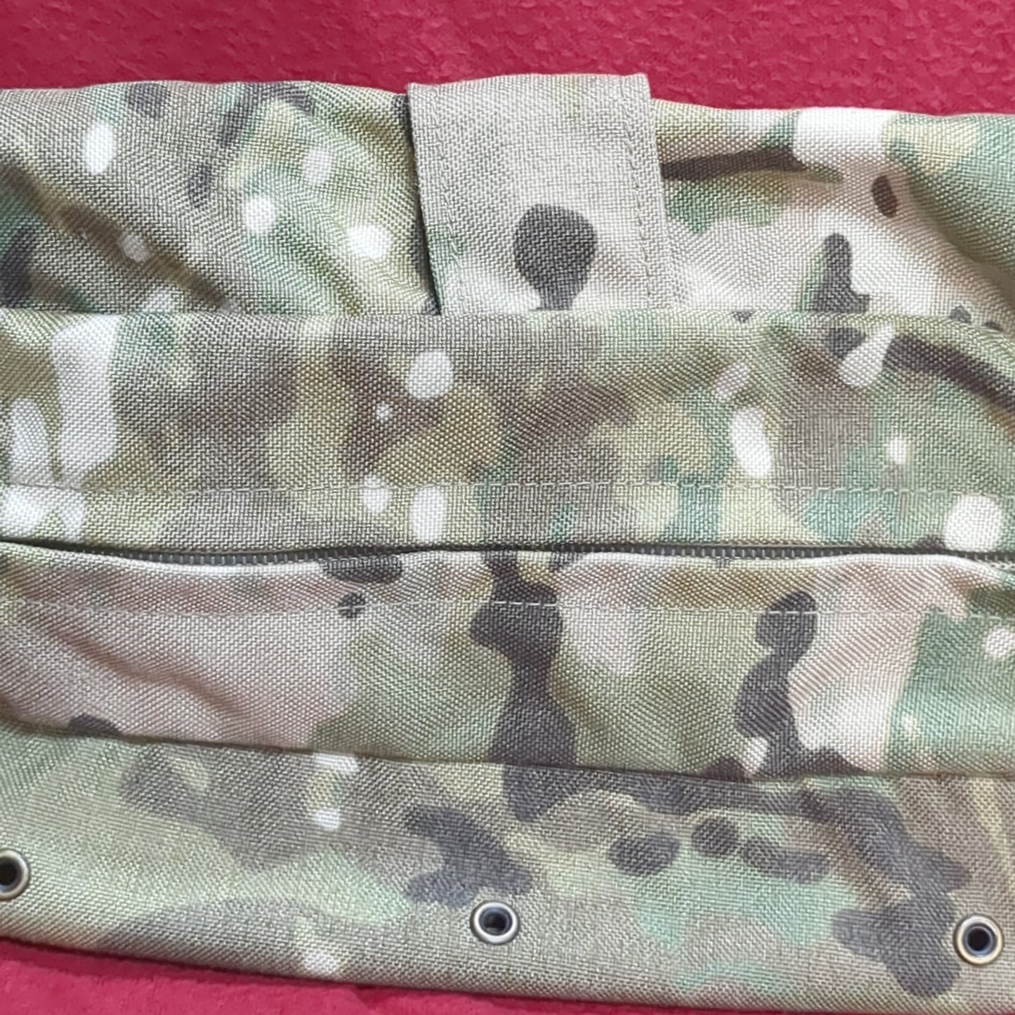 Tactical Tailor Horizontal Hydration Carrier Pack W/Malice Clips 100oz Used (34cr- ca2-FEB97)