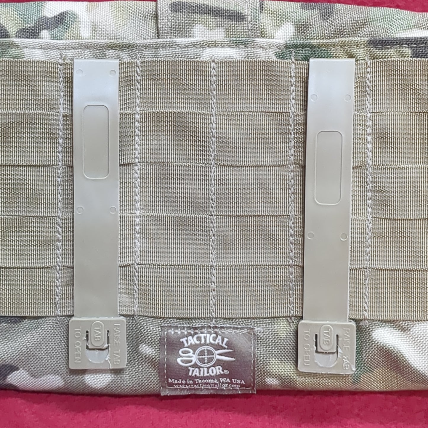 Tactical Tailor Horizontal Hydration Carrier Pack W/Malice Clips 100oz Used (34cr- ca2-FEB97)