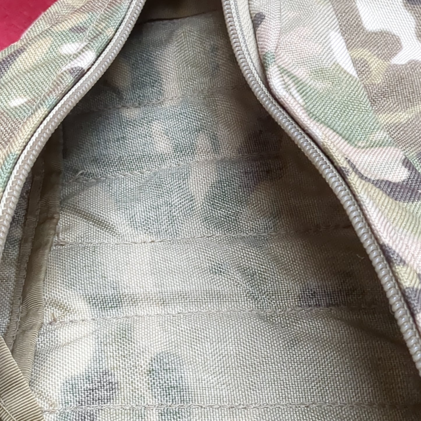 Tactical Tailor Horizontal Hydration Carrier Pack W/Malice Clips 100oz Used (34cr- ca2-FEB97)