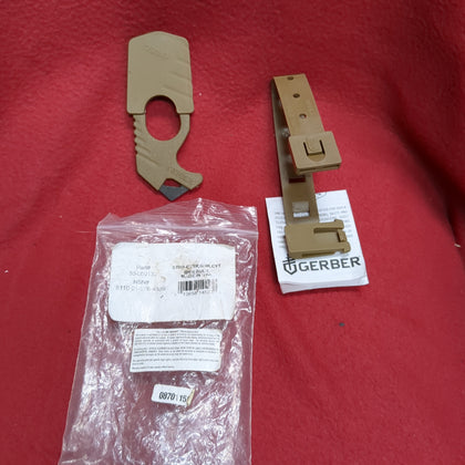 NOS Gerber Rescue Hook Seatbelt Strap Cutter Glass Breaker Case Malice Belt Clip Coyote (YAM59)