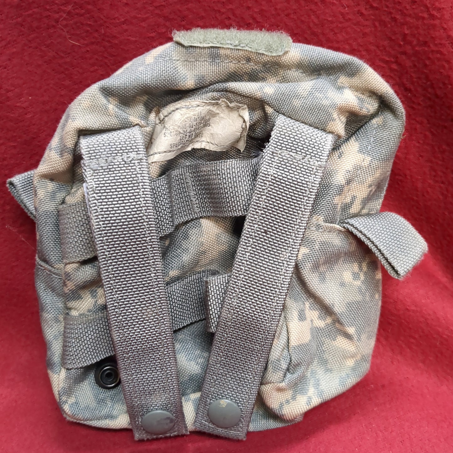 US Army Pocket Medic Kit Pouch Specialty Defense UCP Molle II  7638 Used (34cr- ca2-FEB129)