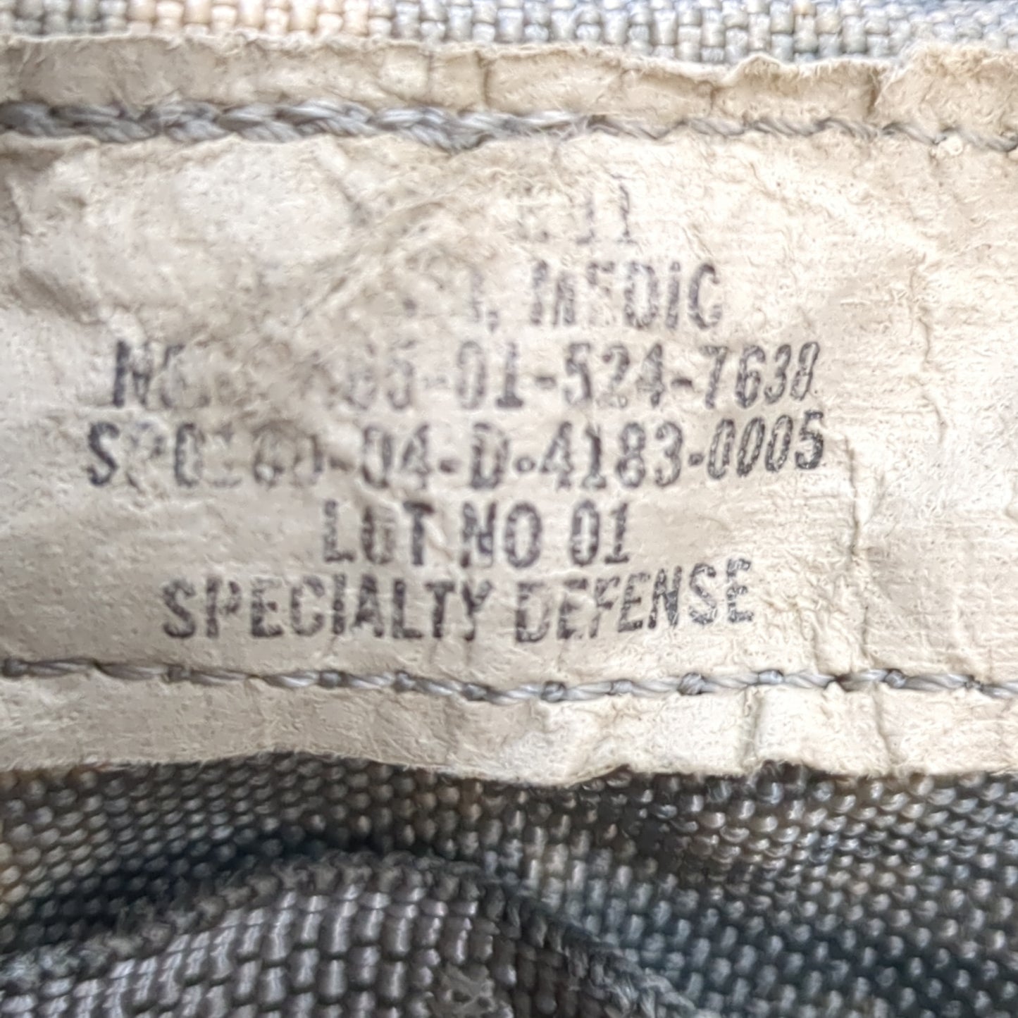 US Army Pocket Medic Kit Pouch Specialty Defense UCP Molle II  7638 Used (34cr- ca2-FEB129)