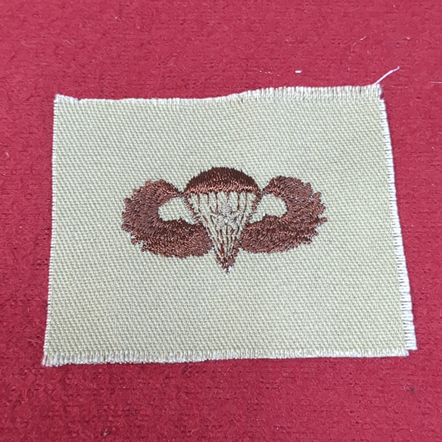 NOS US Army Basic Jump Wings with 1 Combat Star Sew on Patch Desert DCU Camouflage (WSA04-CB)