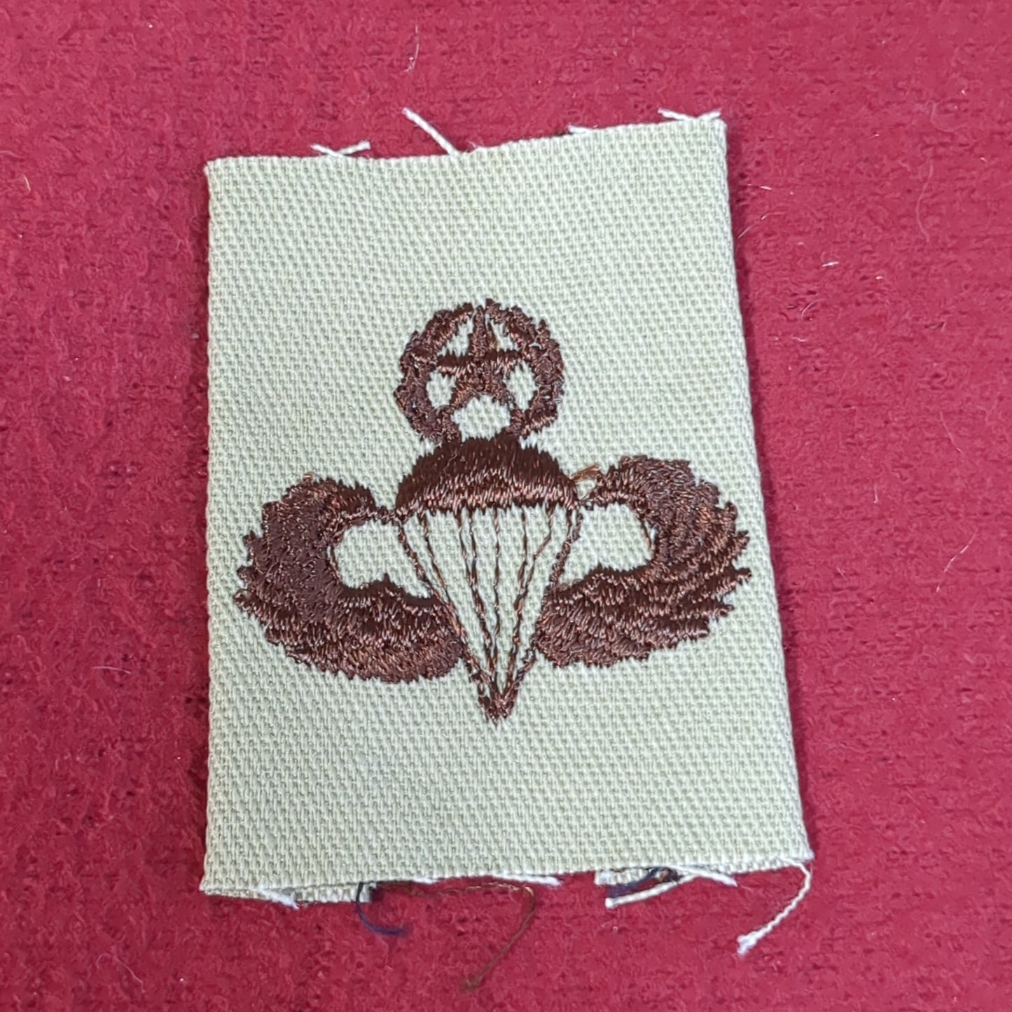 NOS US Army Master Jump Wings Sew on Patch Desert DCU Camouflage (WSA04-DB)