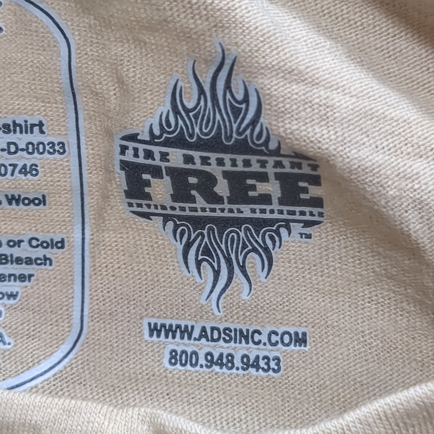 * Lot of Four* FREE SYSTEM Polartec Flame Resistant Medium T-Shirt Sand Excellent Condition *aa14-MAR10*