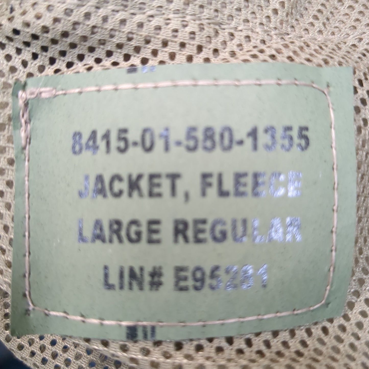 US Army Large Regular Coyote Gen III Level 3 Fleece Jacket Good Condition (BA06-MAR48)