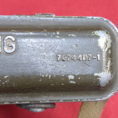 US Military M1A1 Gunners Quadrant w/ M82 Metal Carrying Case  (BA03-MAR69)