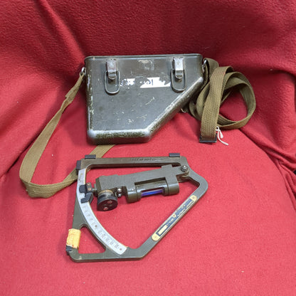 US Military M1A1 Gunners Quadrant w/ M82 Metal Carrying Case  (BA03-MAR69)