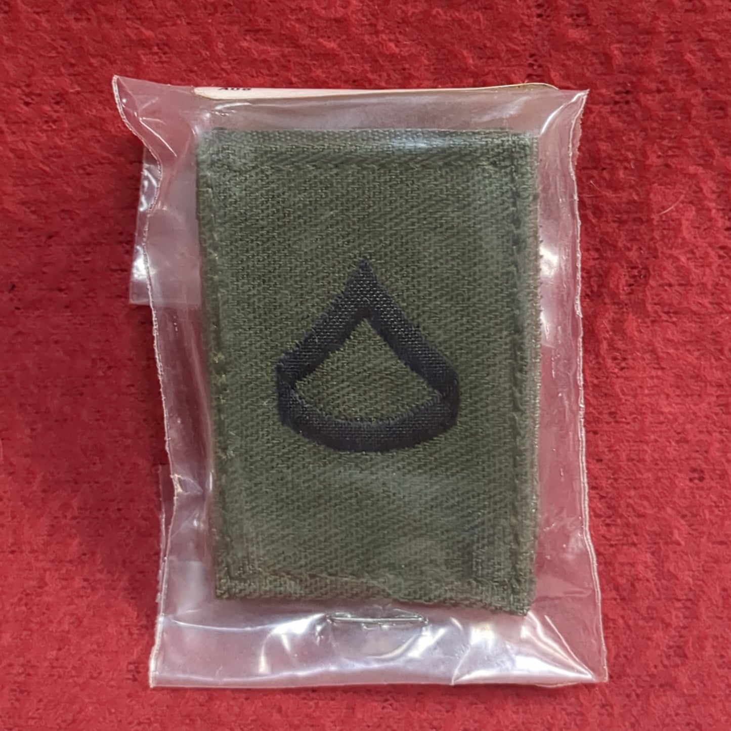 US Army PRIVATE FIRST CLASS PFC Rank Hook Loop Woodland OD Black (bu01-sp9)