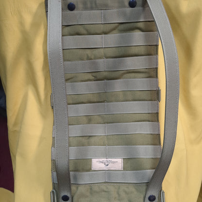 UNUSED Eagle Industries Khaki Hydration Carrier HP-MS-KH (34cr- ca2-yam48)