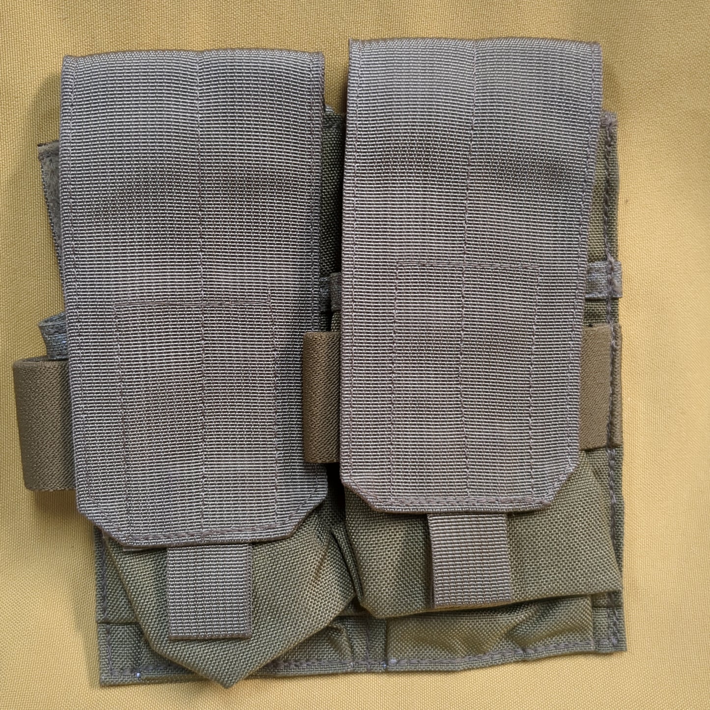 UNUSED Eagle Industries Khaki Molle Double Magazine Pouch (34cr- ca2-yam38)
