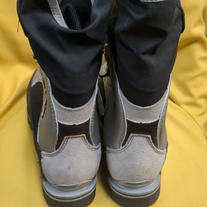 NWT Kayland Mountaineering 12.5R Cold Weather Boots (cb01-yam15)