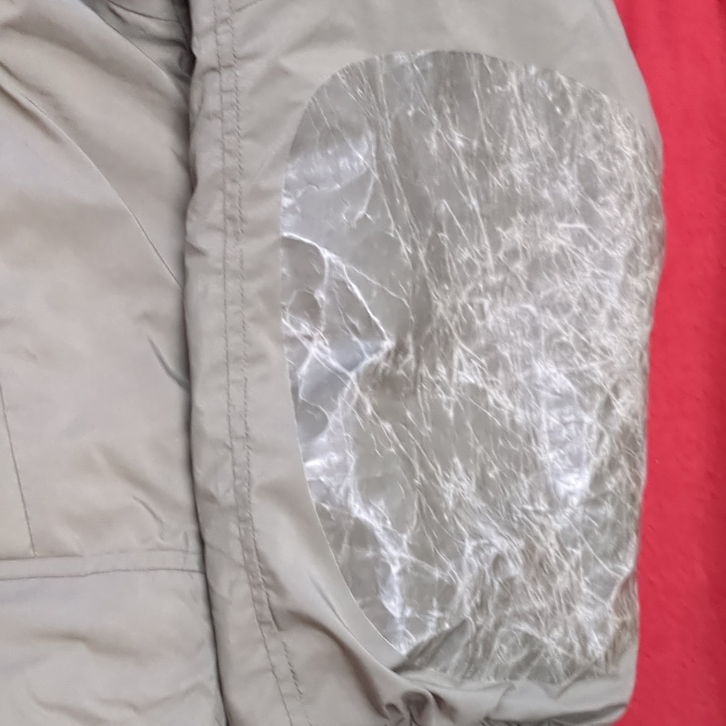 Hayl's sekri pcu l7 level 7 type 1 shell over jacket w/ detachable hood large cold weather used (fc01-yam196)