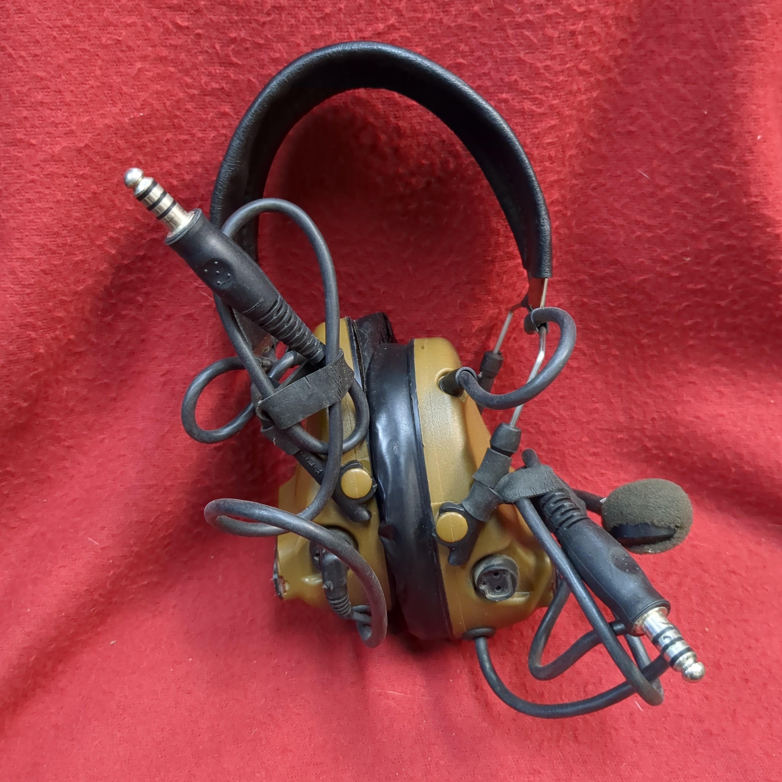3m peltor comtac III dual comm headset 88079 (fc04-yam177