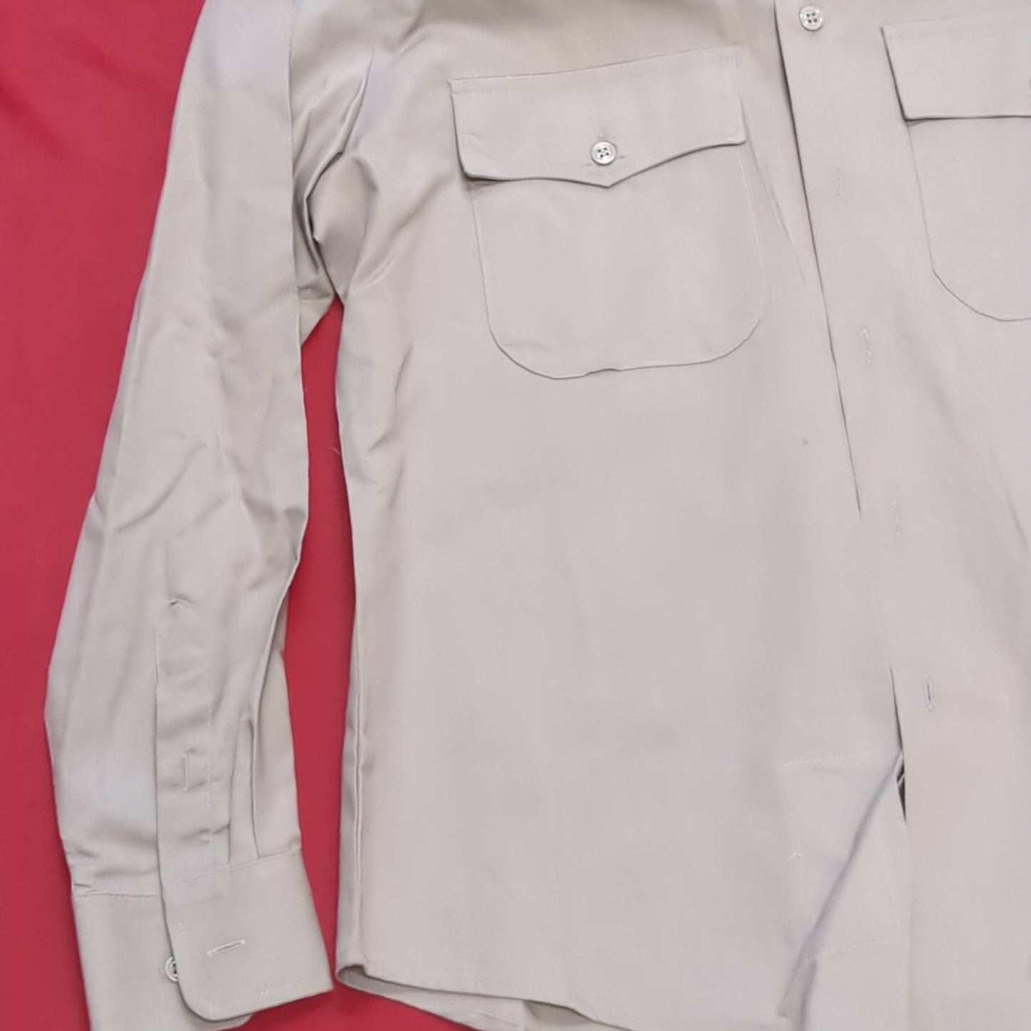 US military 16.5-34 / 35 r-c khaki man's long sleeve shirt vintage good condition  (fa12-enu14)