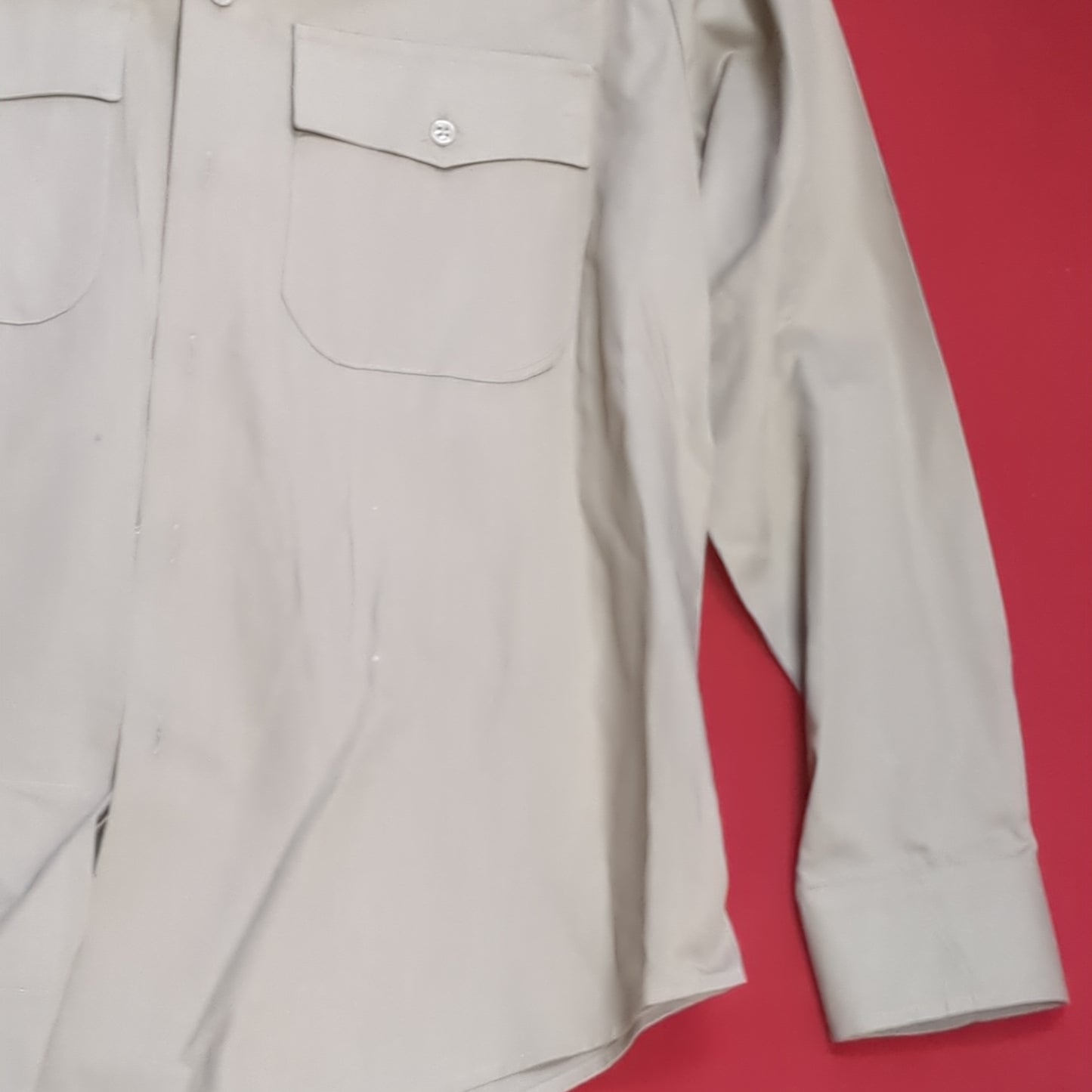 US military 16.5-34 / 35 r-c khaki man's long sleeve shirt vintage good condition  (fa12-enu14)