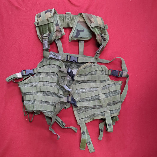 Tactical load bearing medic vest TLBV woodland used (LB4-EB06-enu49)
