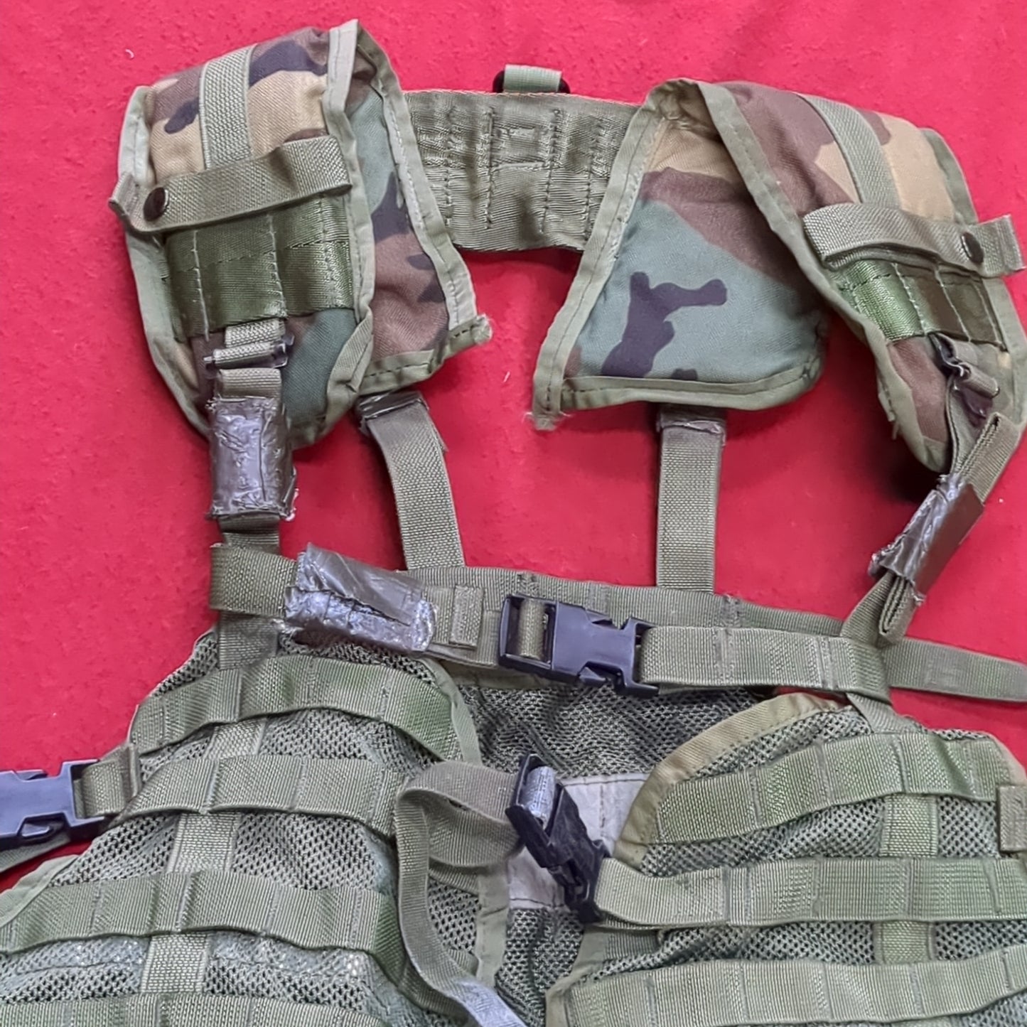 Tactical load bearing medic vest TLBV woodland used (LB4-EB06-enu49)