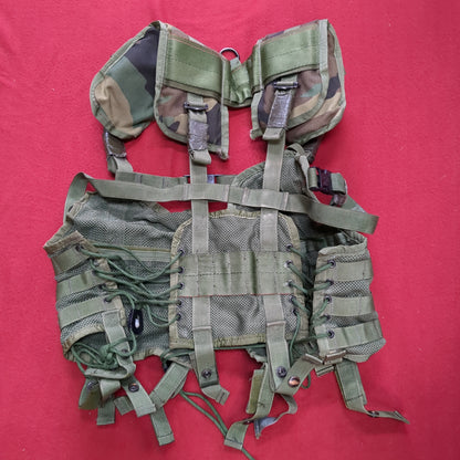 Tactical load bearing medic vest TLBV woodland used (LB4-EB06-enu49)