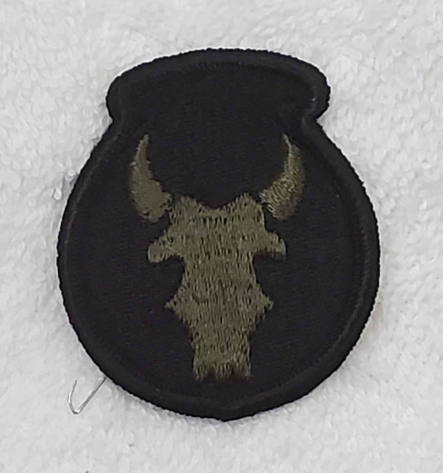 US Army 34th Infantry Division Red Bull Subdued Sew On Patch OD BLACK (bu09-34id)