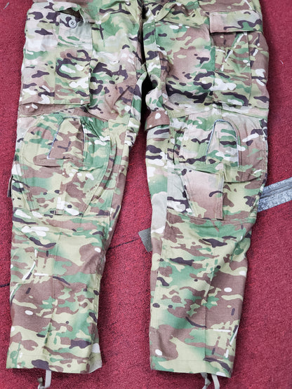 NOS Medium Regular US Army Deployment Frac Combat Pants w/ Knee Pad Pockets (CA13-25APR07)