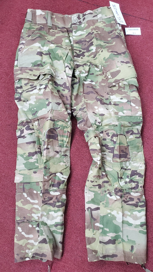 NWT Medium Regular US Army Deployment Frac Combat Pants w/ Knee Pad Pockets (25APR02)