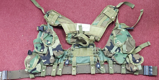 Unused 1974 Pistol Belt w/ 1994 BDU Enhanced Tactical Load Bearing Vest LC-88 Woodland (eb06-25jan31)