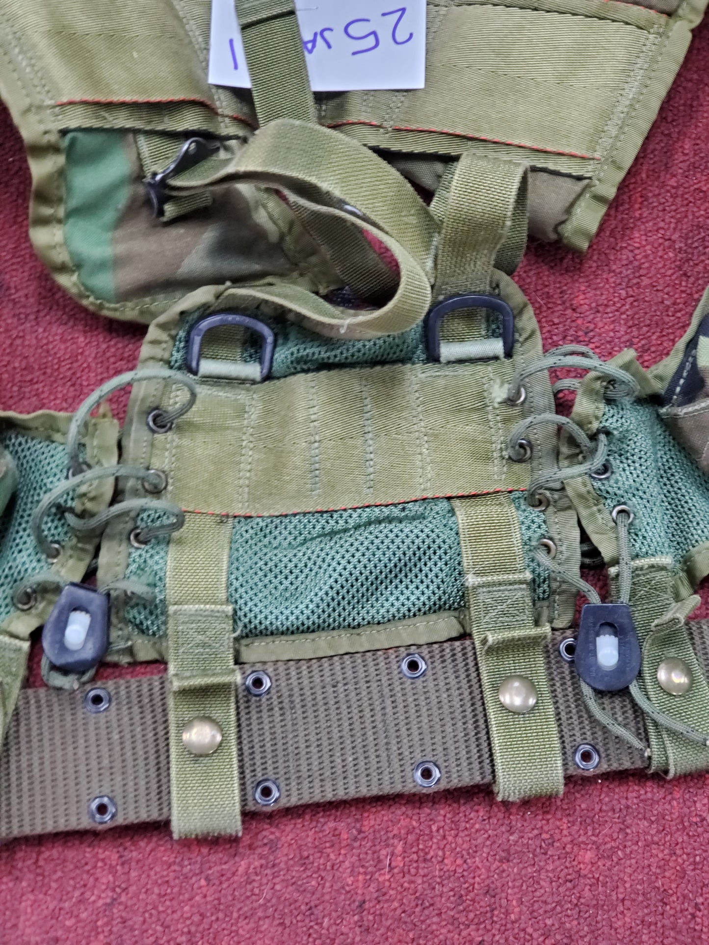 Unused 1974 Pistol Belt w/ 1994 BDU Enhanced Tactical Load Bearing Vest LC-88 Woodland (eb06-25jan31)