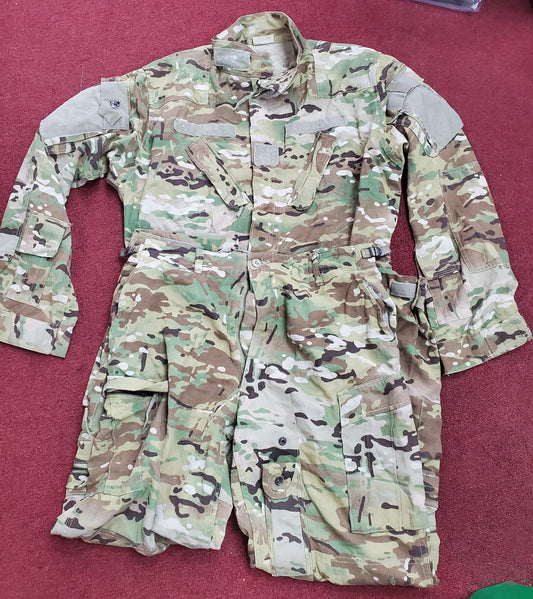 Set of Large Regular Uniforms Aircrew Combat Top Bottom OCP Multicam (ca13-25feb18)