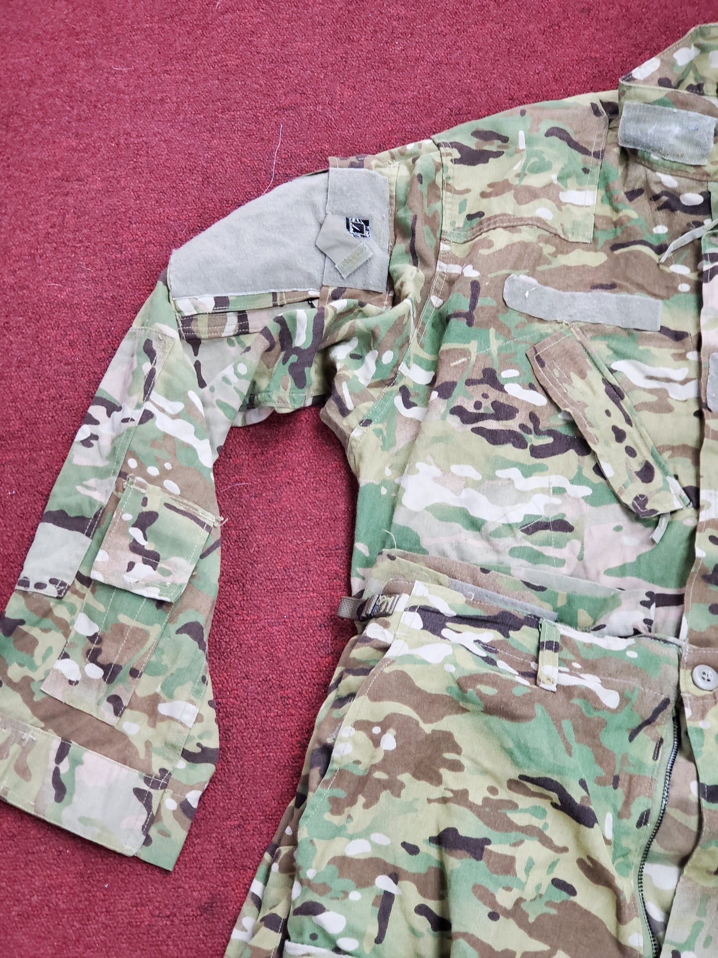Set of Large Regular Uniforms Aircrew Combat Top Bottom OCP Multicam (ca13-25feb18)