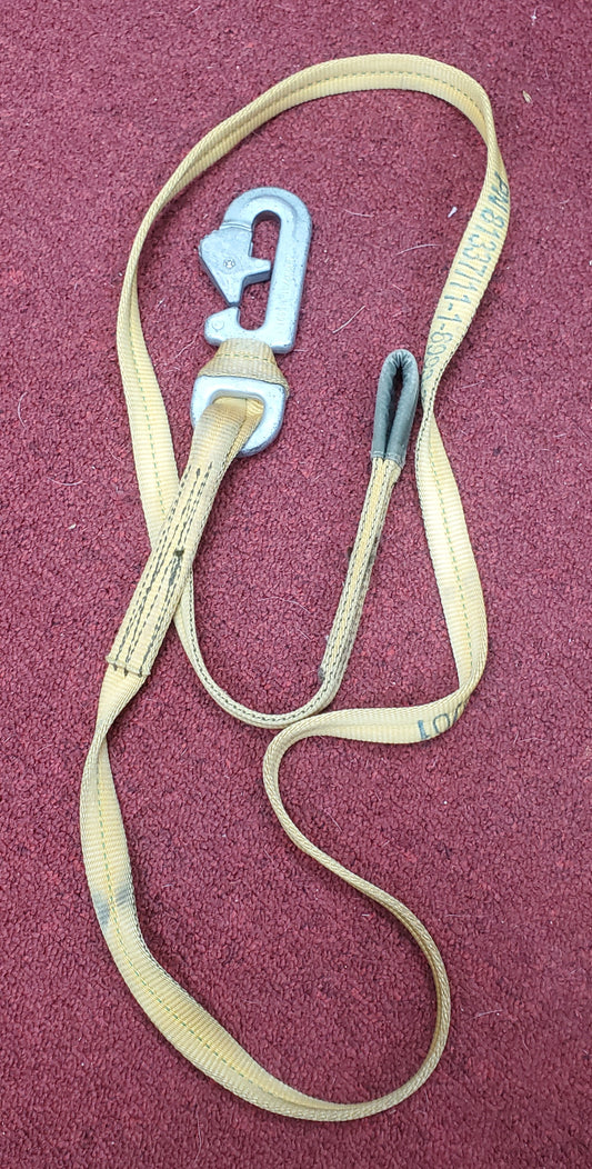 Military T-10 D Parachute 5′ Ft 9″ Static Line Extension with Hardware (ca13-25feb24)