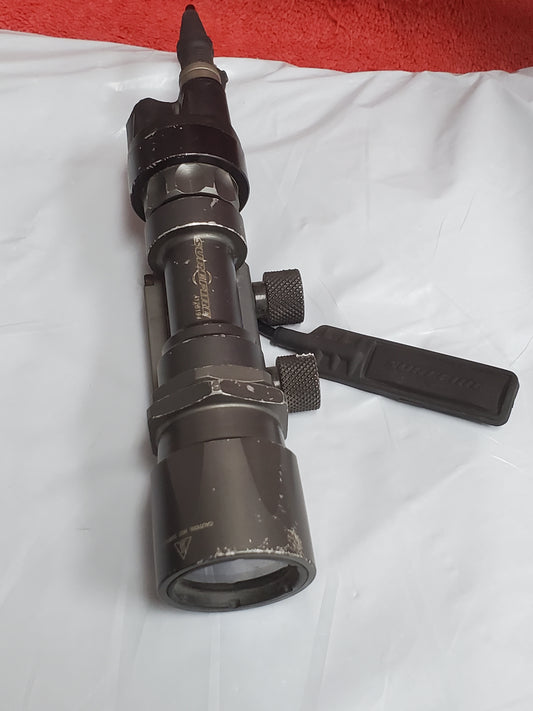SureFire Scout Flashlight w/ Rail Mount & Pressure Switch (25feb48)