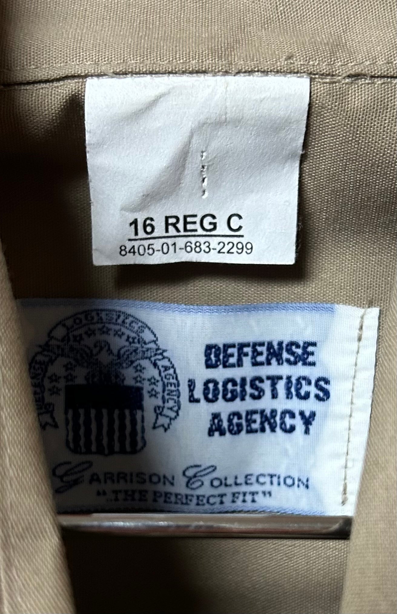US Army Heritage Tan 566 Class 3 Short-Sleeve Shirt Sz 16R (CA02-26Feb11)