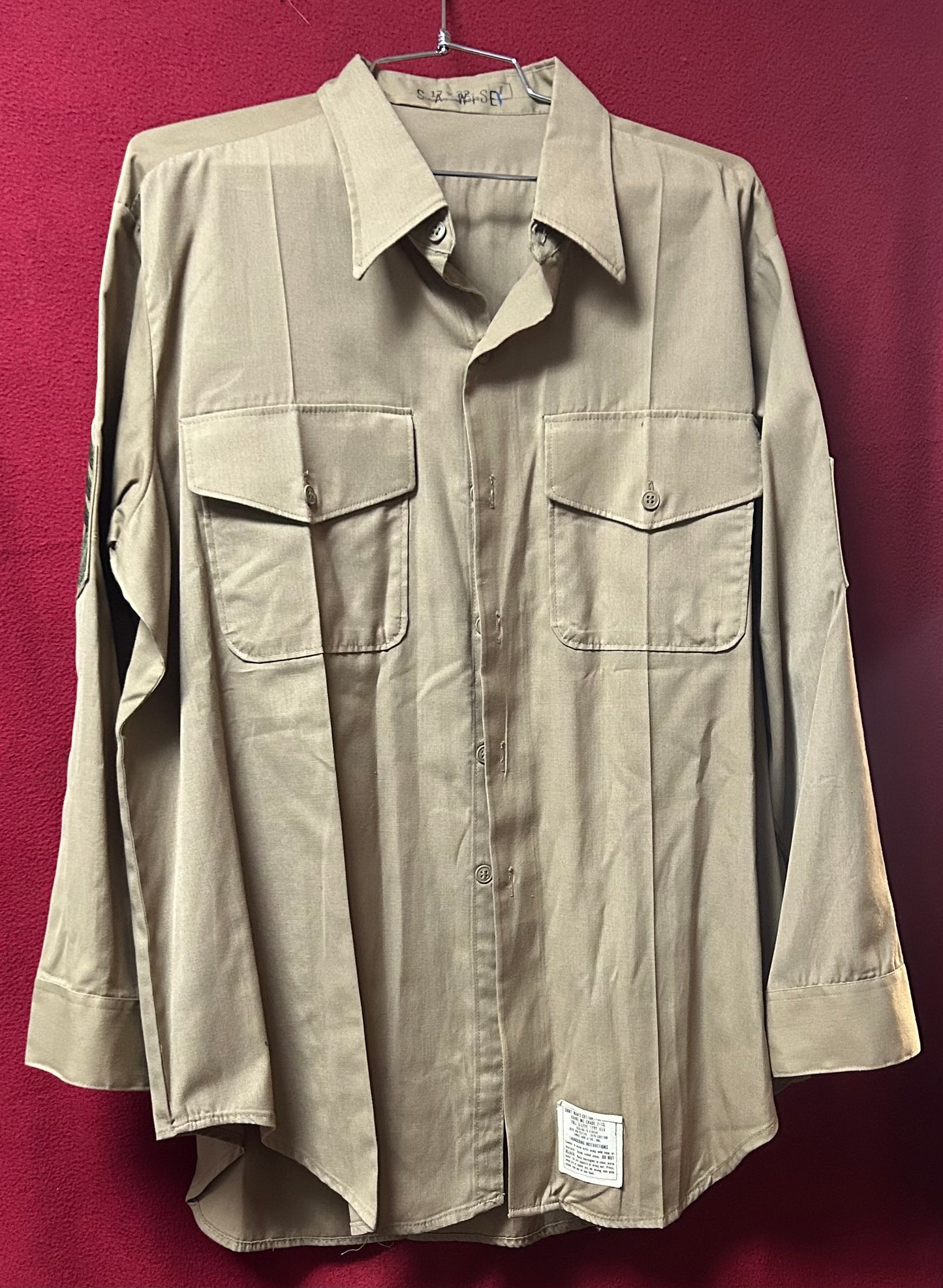 USMC Khaki Mens Long Sleeves Button Down 17x32 (CA02-26Feb18)