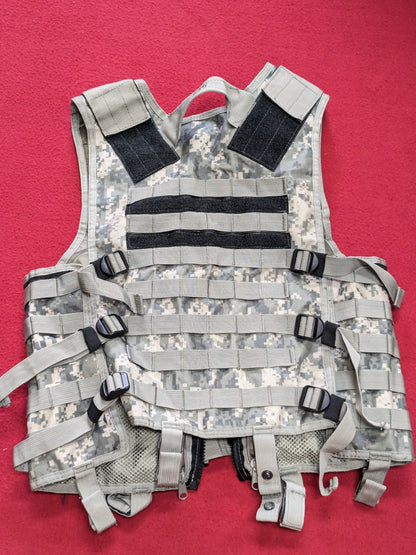 UTG taigear tg107C UCP / black Camo molle web tactical vest w/ pouches used (eb06-enu80)
