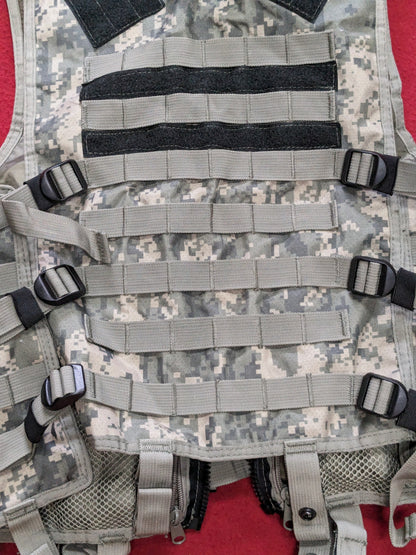 UTG taigear tg107C UCP / black Camo molle web tactical vest w/ pouches used (eb06-enu80)