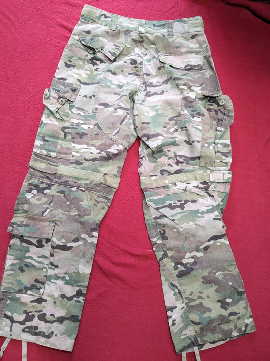US army deployment medium short frac combat pants Used (db09-apg12)