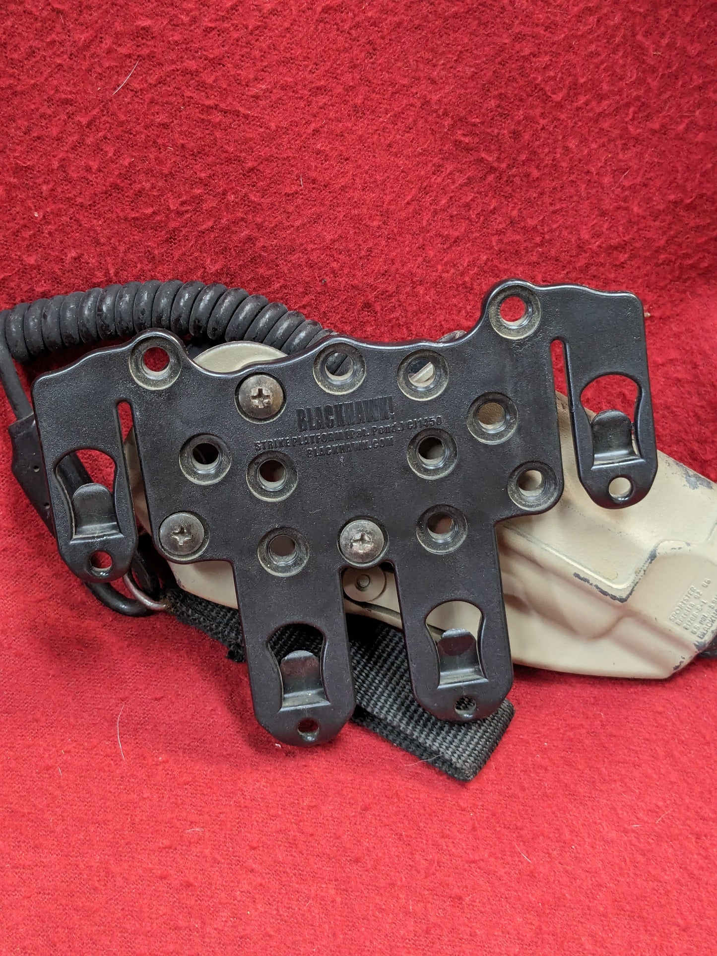 Blackhawk tactical coyote holster (hc05-enu132)