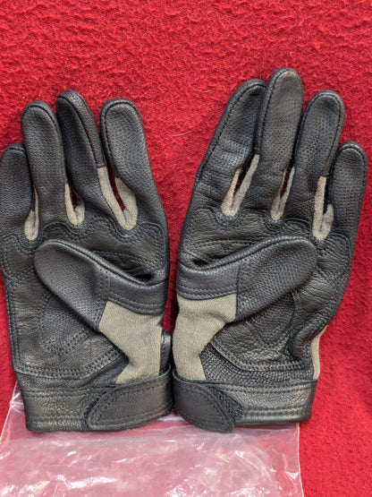Wiley X CAG-1 Medium Assault Gloves W/ Kevlar Knuckles (40cr- cb2-enu171)
