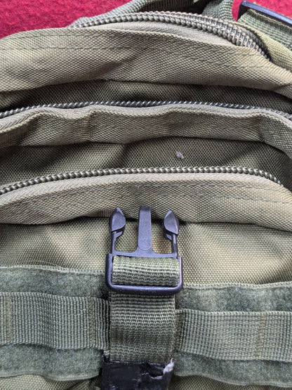 Eyourlife Military Tactical Backpack Hiking Bag Used (BA12-YLU59)
