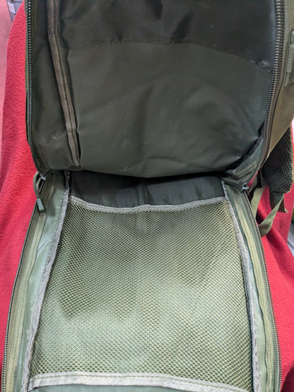 Eyourlife Military Tactical Backpack Hiking Bag Used (BA12-YLU59)