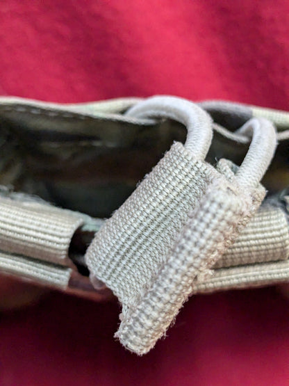 CONDOR TRIPLE STACKER OPEN-TOP M4 MAG POUCH MULTICAM Used (36cr- ca4-YLU114)