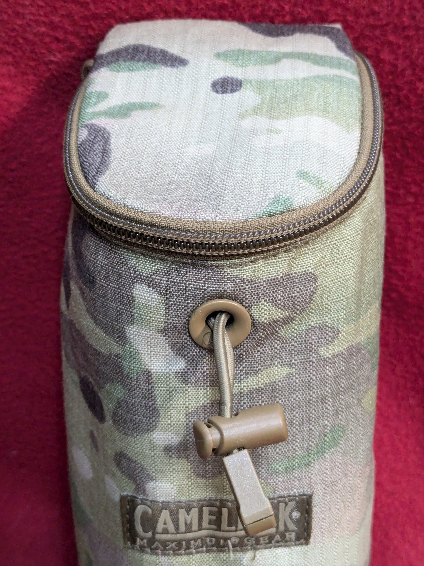 CamelBak Max Gear Bottle Pouch, Multicam Insulated  Used (09o- db3-YLU116)