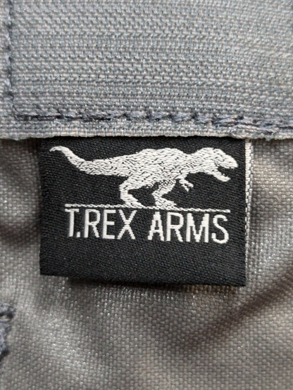 T.REX Hydro Pouch Wolf Gray Good Condition (ca3-YLU133)