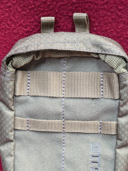 5.11 IGNITOR 4.6 NOTEBOOK POUCH KHAKI USED (35cr- ca3-YLU136)