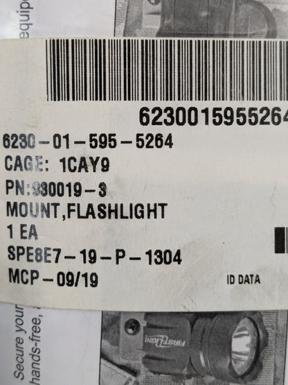 NOS First Light TRS Molle Blade Flashlight Mount (31cr- ca6-YLU166)