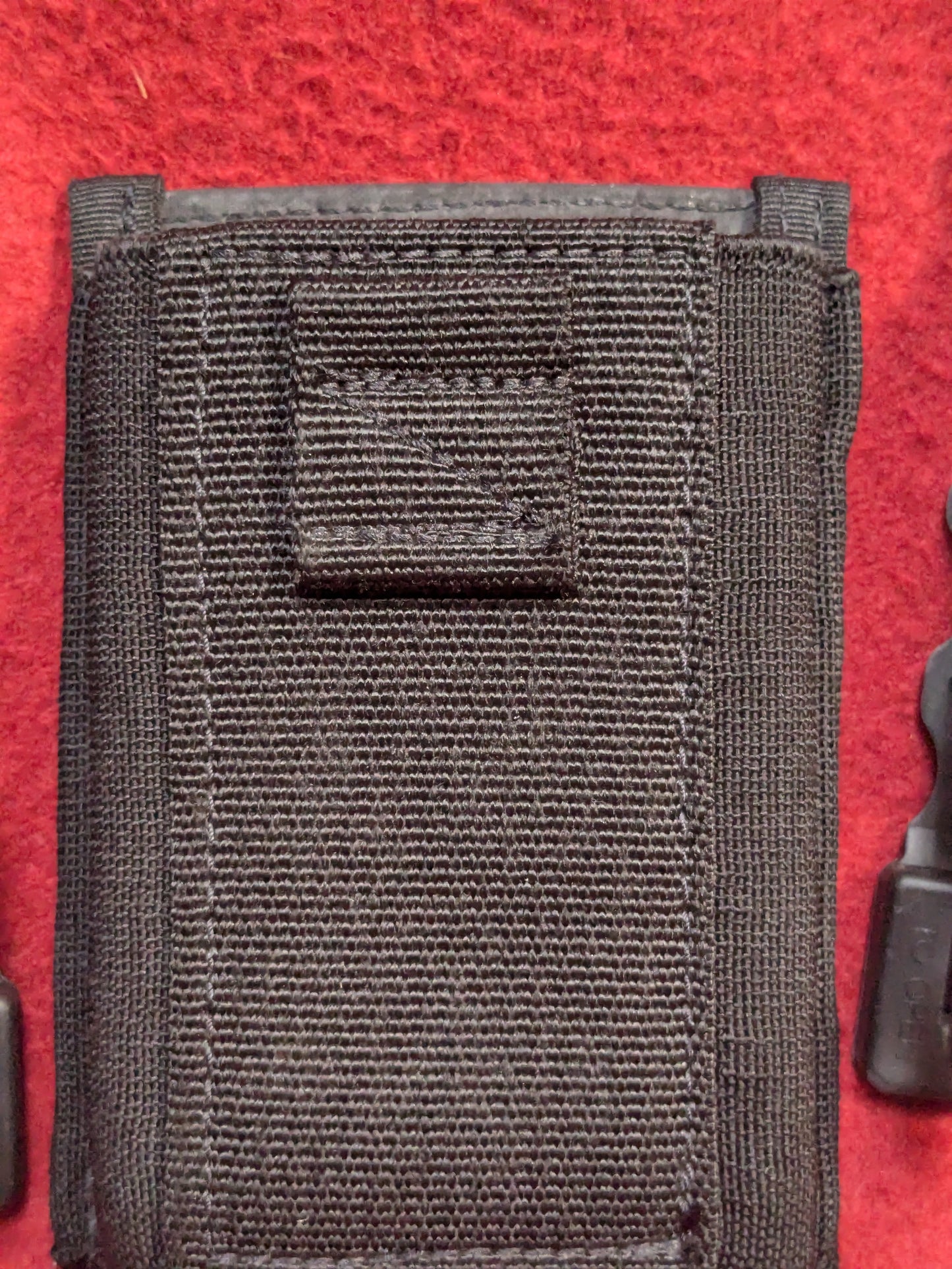 IC13 Arms Invert Black M4 Mag Pouch Used (36cr- ca4-YLU184)