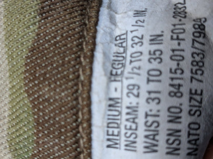 US Army deployment frac combat pants Medium Regular w/ knee Pads Good Condition (ocp4- fa16-GUA05)