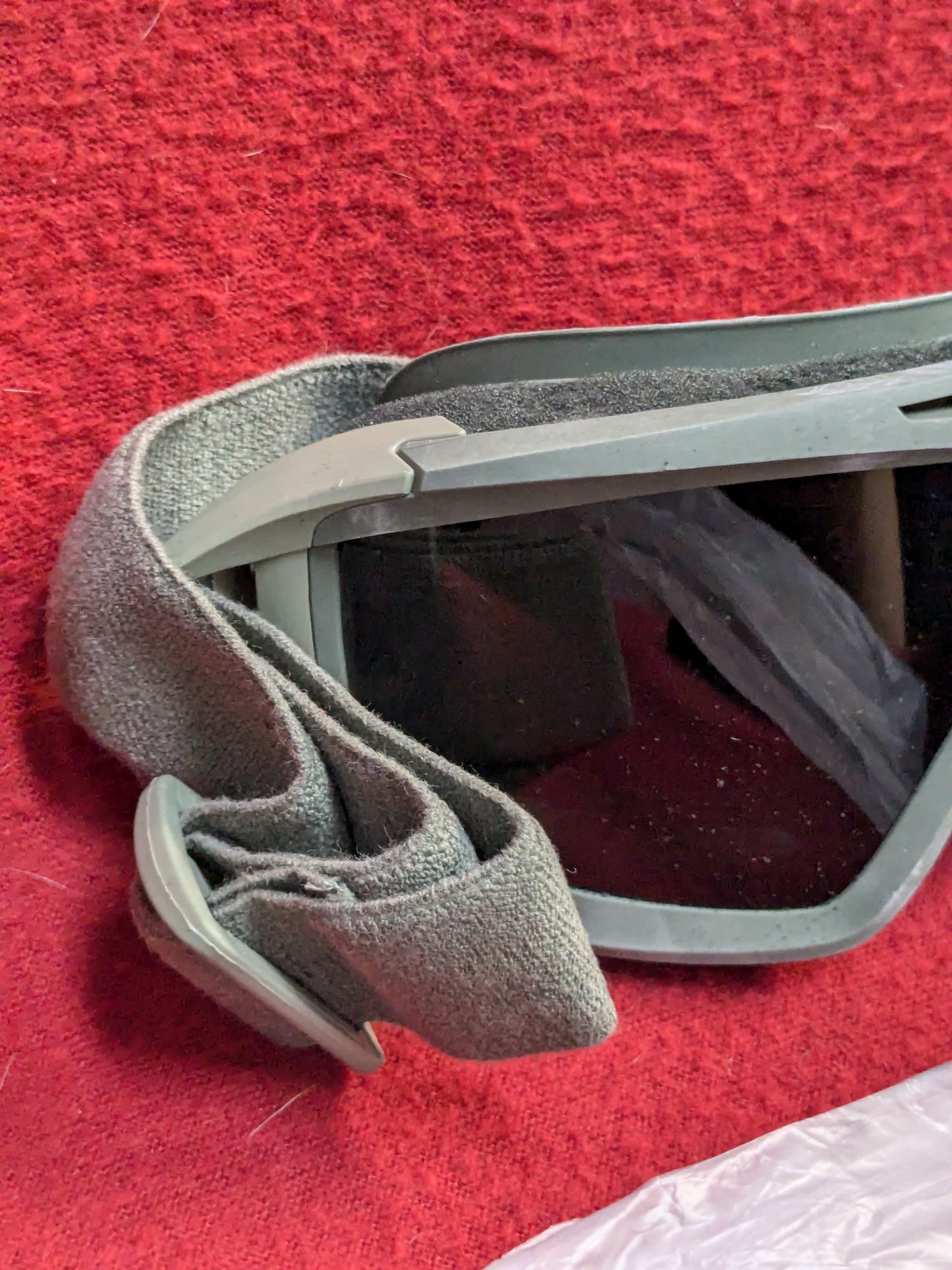 US Army ESS NVG Unit Issue Goggles Clear/Dark Lens ACU/UCP Excellent Condition (cl ab01-GUA25)