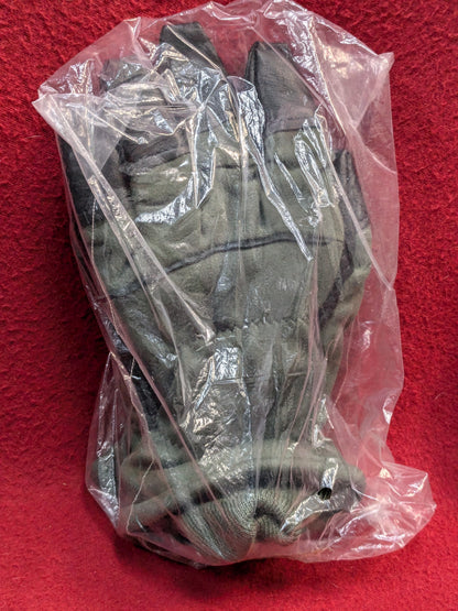 NOS Unused - Men's Size: 6 HAU-15/P Flyer's Intermediate Cold Weather Gloves (42cr- cb3-GUA42)